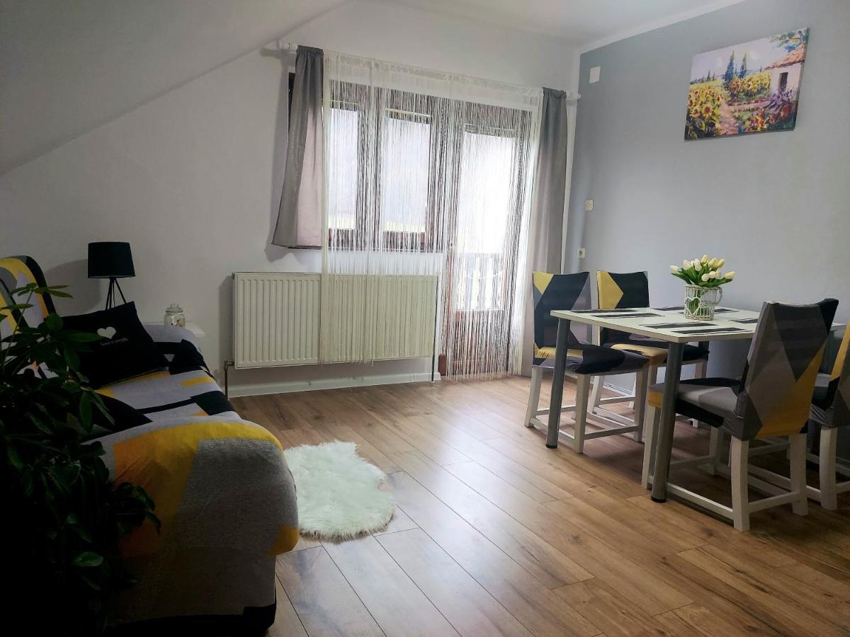 Guest House Gacka Rogic Otocac Bagian luar foto