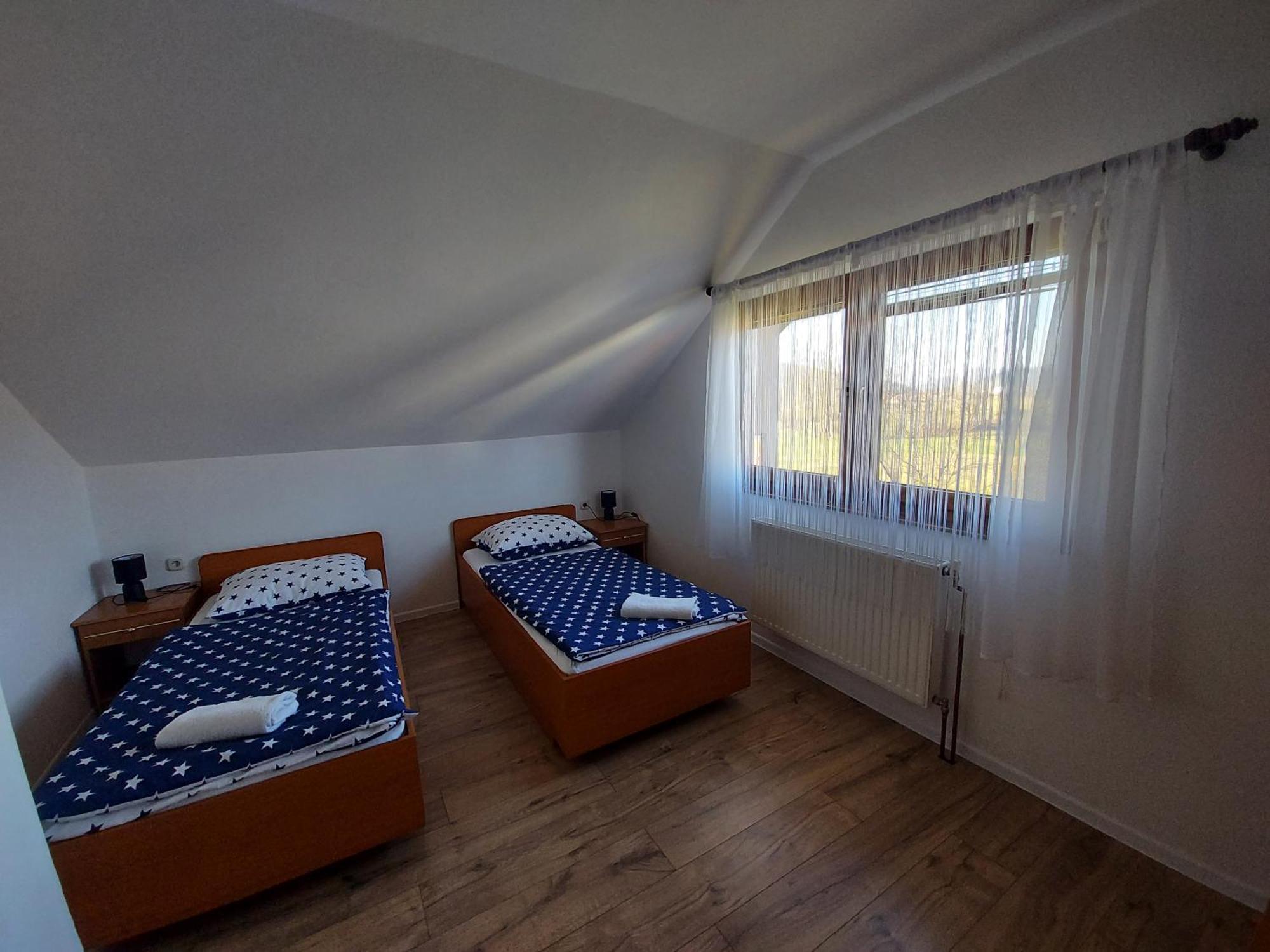 Guest House Gacka Rogic Otocac Bagian luar foto